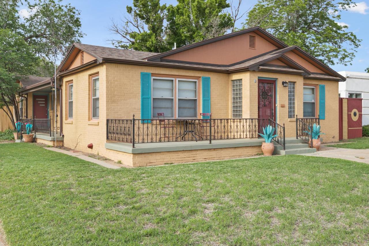 Luxury Oasis- 1 Bedroom Romantic Getaways Lubbock Exterior photo